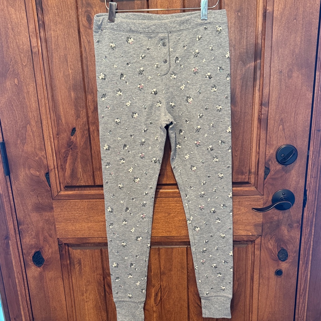 Old Navy Gray Floral Pattern Leggings